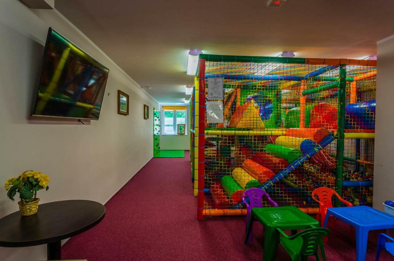 Hotel *** Nat Криниця-Морська Екстер'єр фото